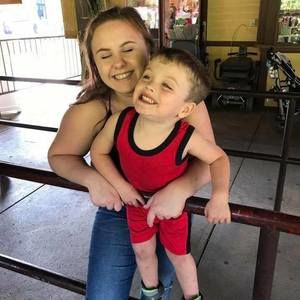 Meet your Posher, Alisa